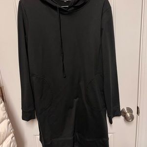 Black hoodie dress with pockets never worn